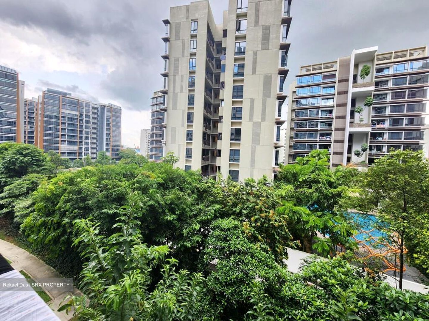 The Palette (D18), Condominium #496709861